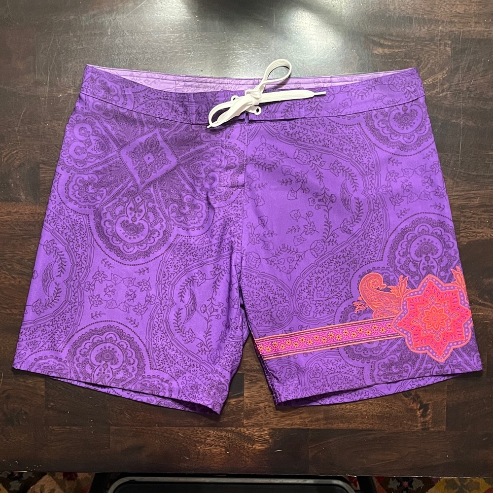Mysterioso Womenβs Board Shorts Size 14 Vibrant Purple
